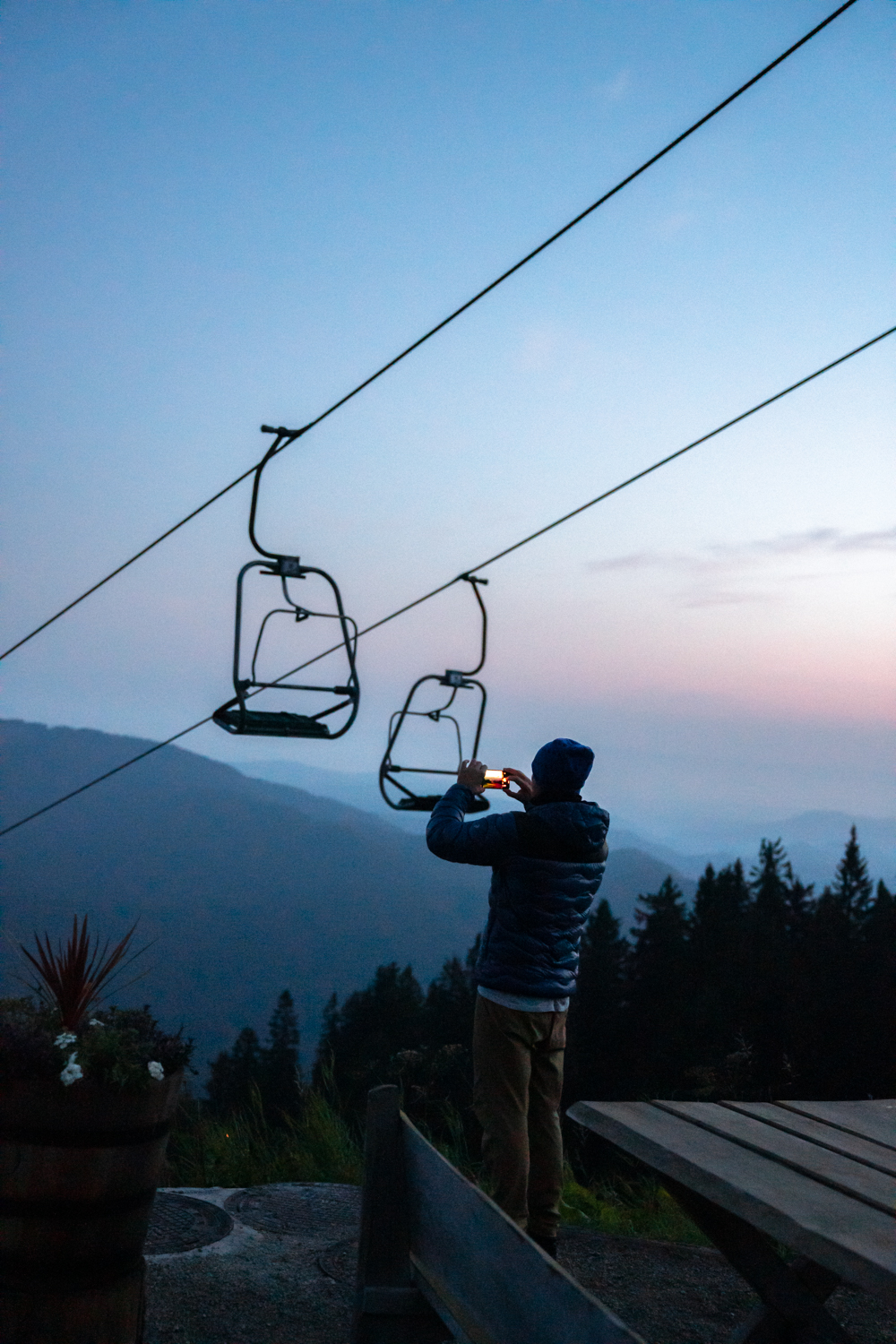 Mann,fotografiert,Aussicht,auf,Sonneaufgang,Mostviertel,Tourimus,Ötscher,Niederösterreich,Sessellift